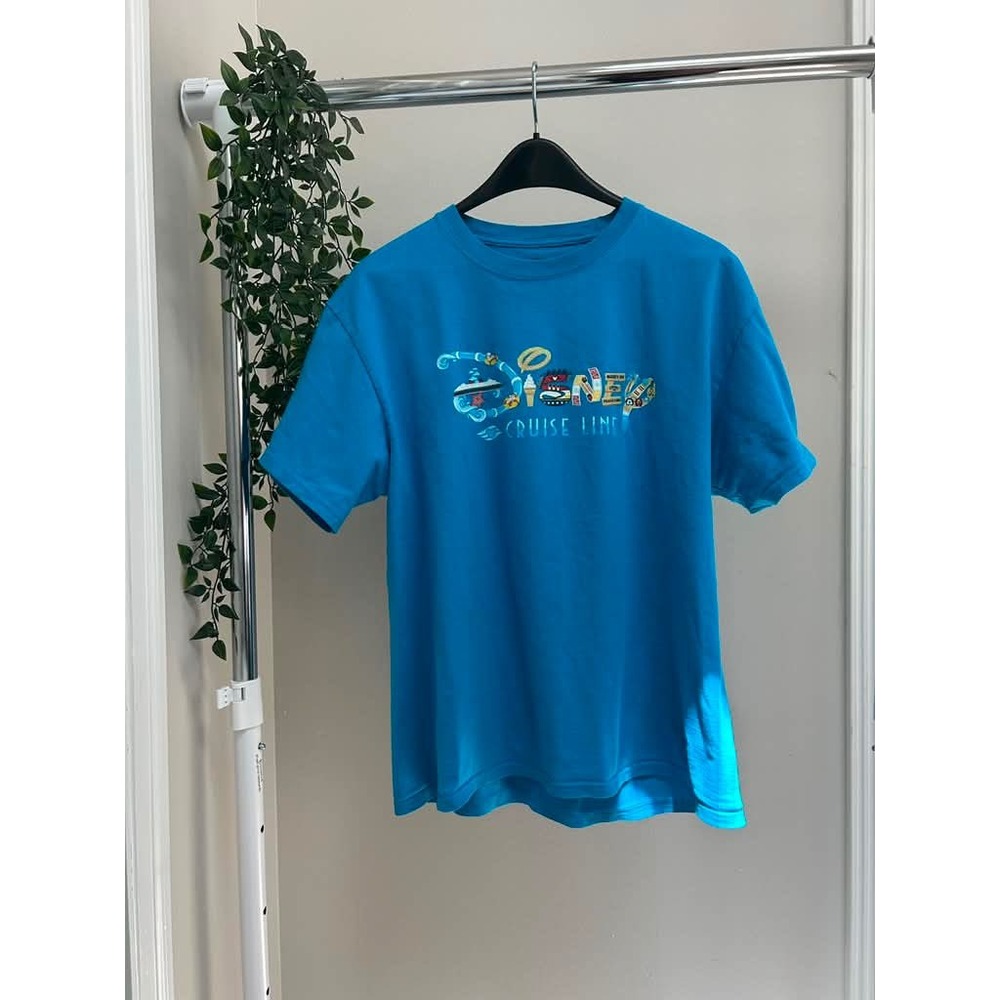 Gently Used Disney Cruise Line Blue Graphic T-Shirt Large FAC-000467-23342